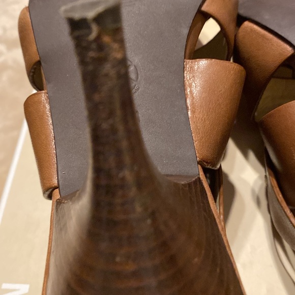 MICHAEL KORS ZOE SANDALS - Picture 7 of 14